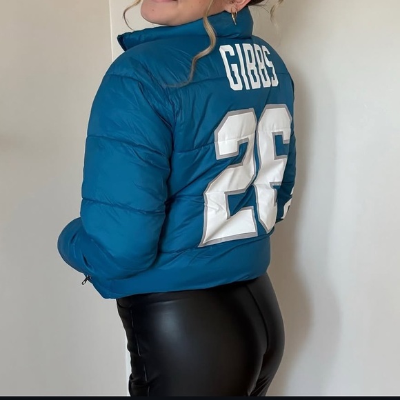 Detroit Lions Puffer Jacket - Jahmyr Gibbs - Picture 1 of 3